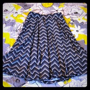 LuLaRoe Madison Skirt Small
